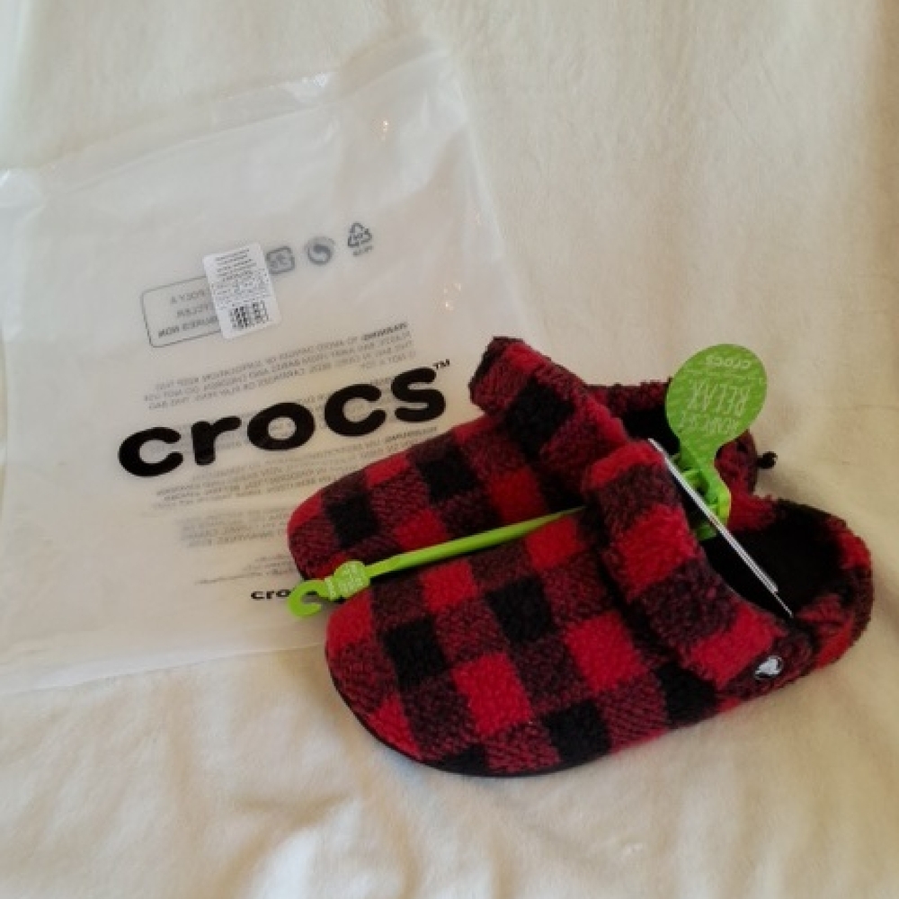 Crocs Classic Buff Check Cozzzy Slipper NWT!
